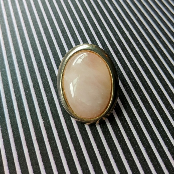 Vintage Gold/Pink Stone Earrings - Picture 3 of 3